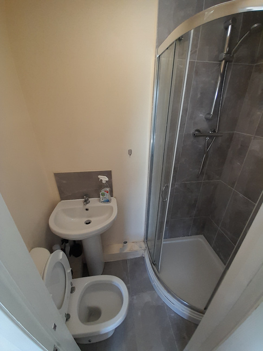 5 bed semi-detached house to rent, Norwich 7