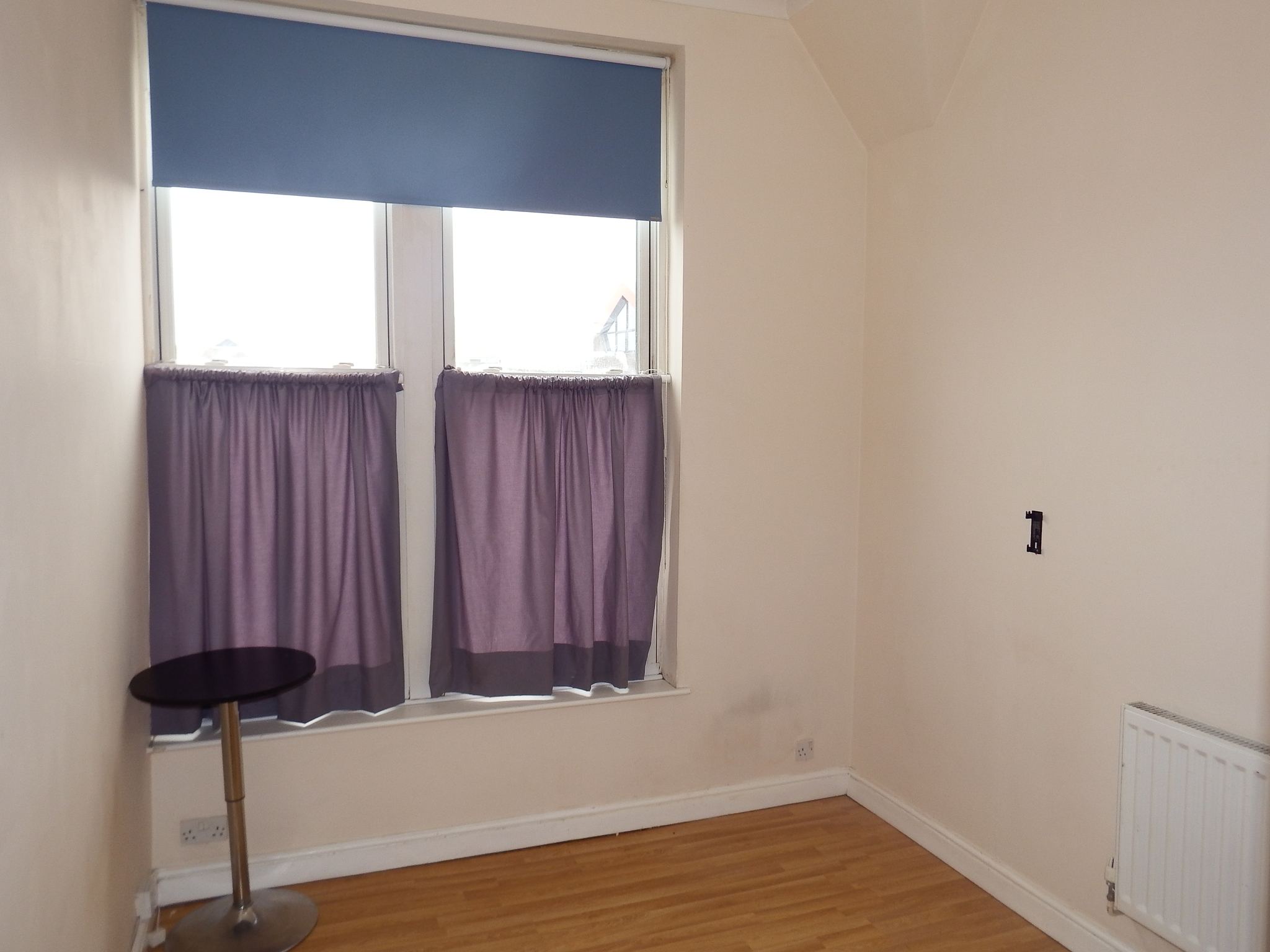 1 bed studio flat to rent in North Quay, Great Yarmouth 2