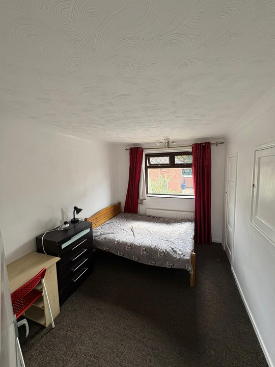 3 bed apartment to rent in Buckingham Road, Norwich  - Property Image 2