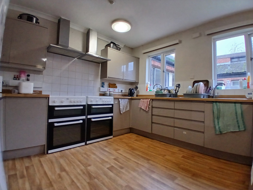 House of multiple occupation to rent in Cannell Green, Norwich  - Property Image 11