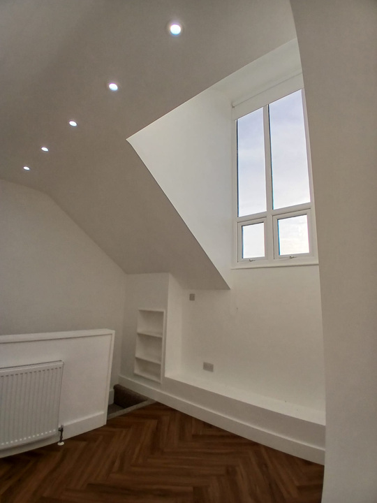 4 bed end of terrace house to rent in Brampton Court, Norwich 2