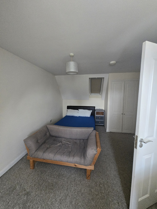 6 bed to rent in Whistlefish Court, Norwich, Norwich  - Property Image 2