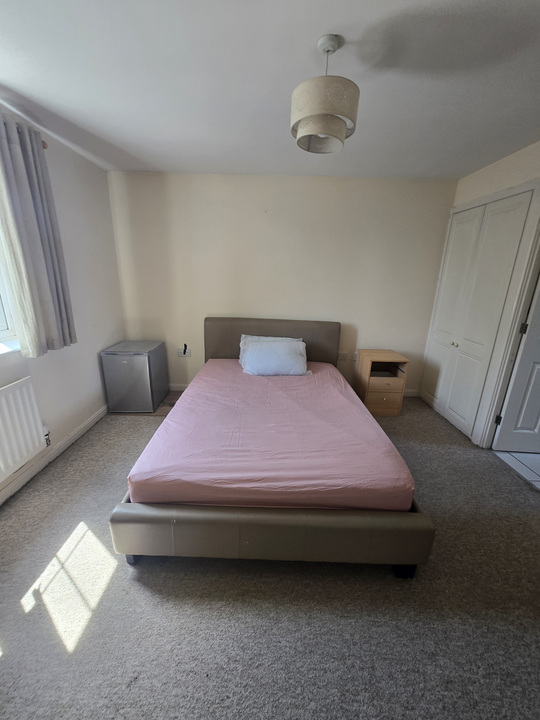 6 bed to rent in Whistlefish Court, Norwich, Norwich  - Property Image 6