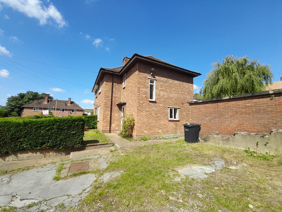 5 bed semi-detached house for sale in Brereton Close, Norwich  - Property Image 18