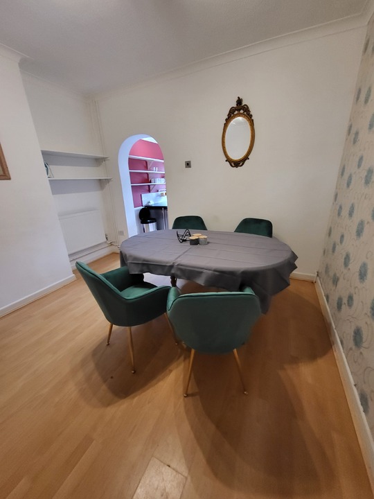 4 bed terraced house to rent in Junction Road (SUB), Norwich 2