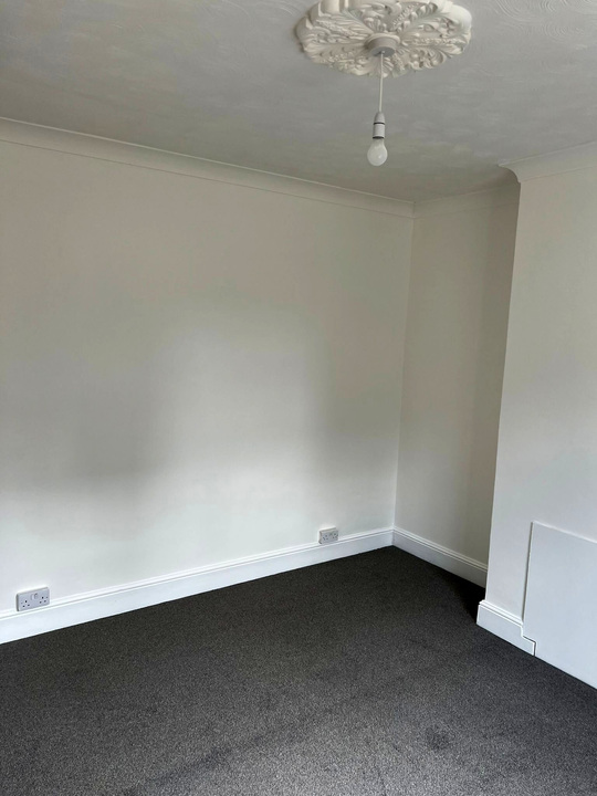 2 bed terraced house to rent in Stradbroke Road, Great Yarmouth  - Property Image 3