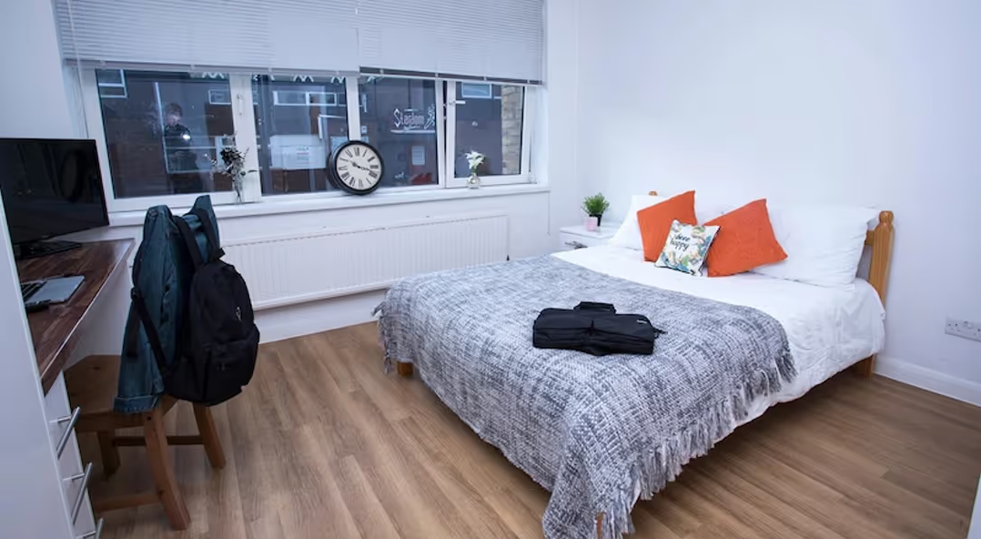 1 bed studio flat to rent in Portobello Garrow House, 190 Kensal Road, London