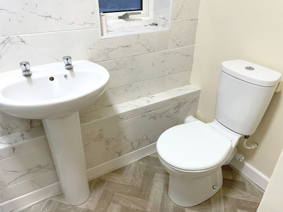 5 bed apartment for sale in Barkis Road, Great Yarmouth  - Property Image 4