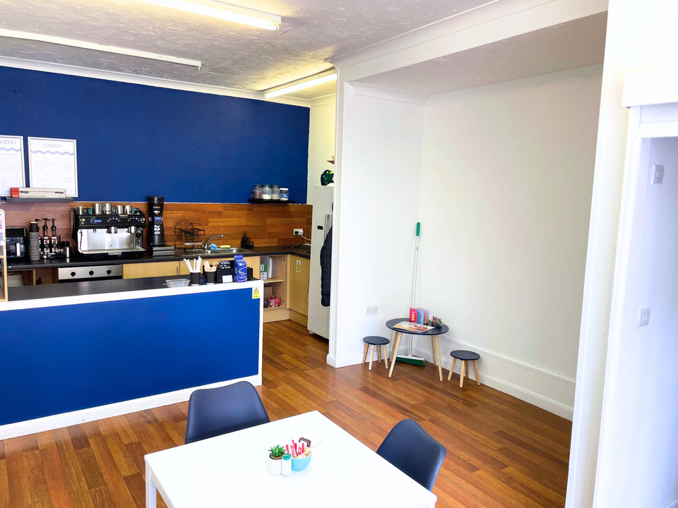 To rent in Middle Market Road, Great Yarmouth, Norfolk - Property Image 2