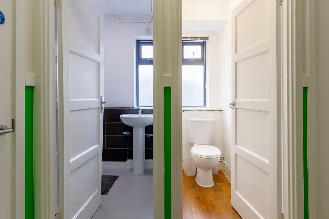 1 bed studio flat to rent in Surrey Quays Landale House, 101 Lower Road, London  - Property Image 3