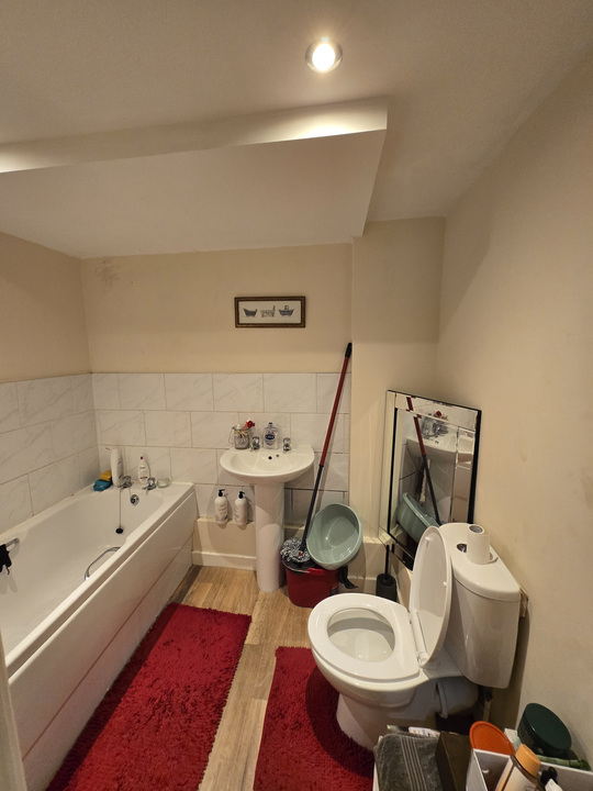 1 bed apartment to rent in Newmans Court, Norwich Street, Fakenham, Norfolk  - Property Image 4