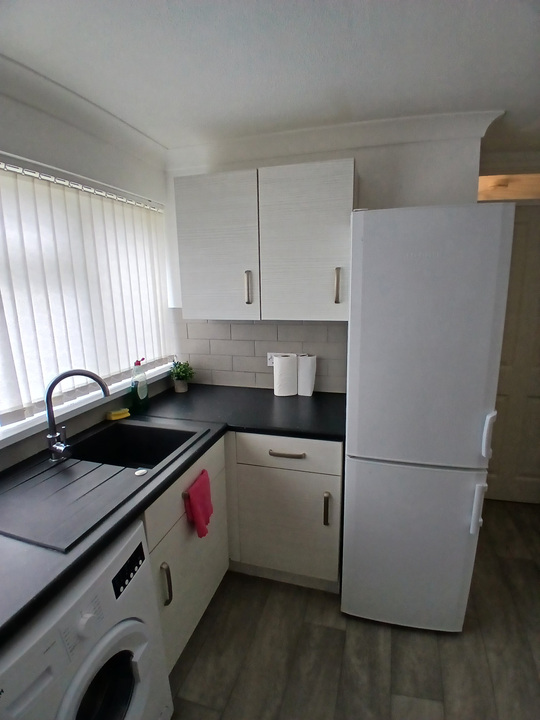 3 bed end of terrace house to rent in Knowland Grove, Norwich, Norfolk  - Property Image 8