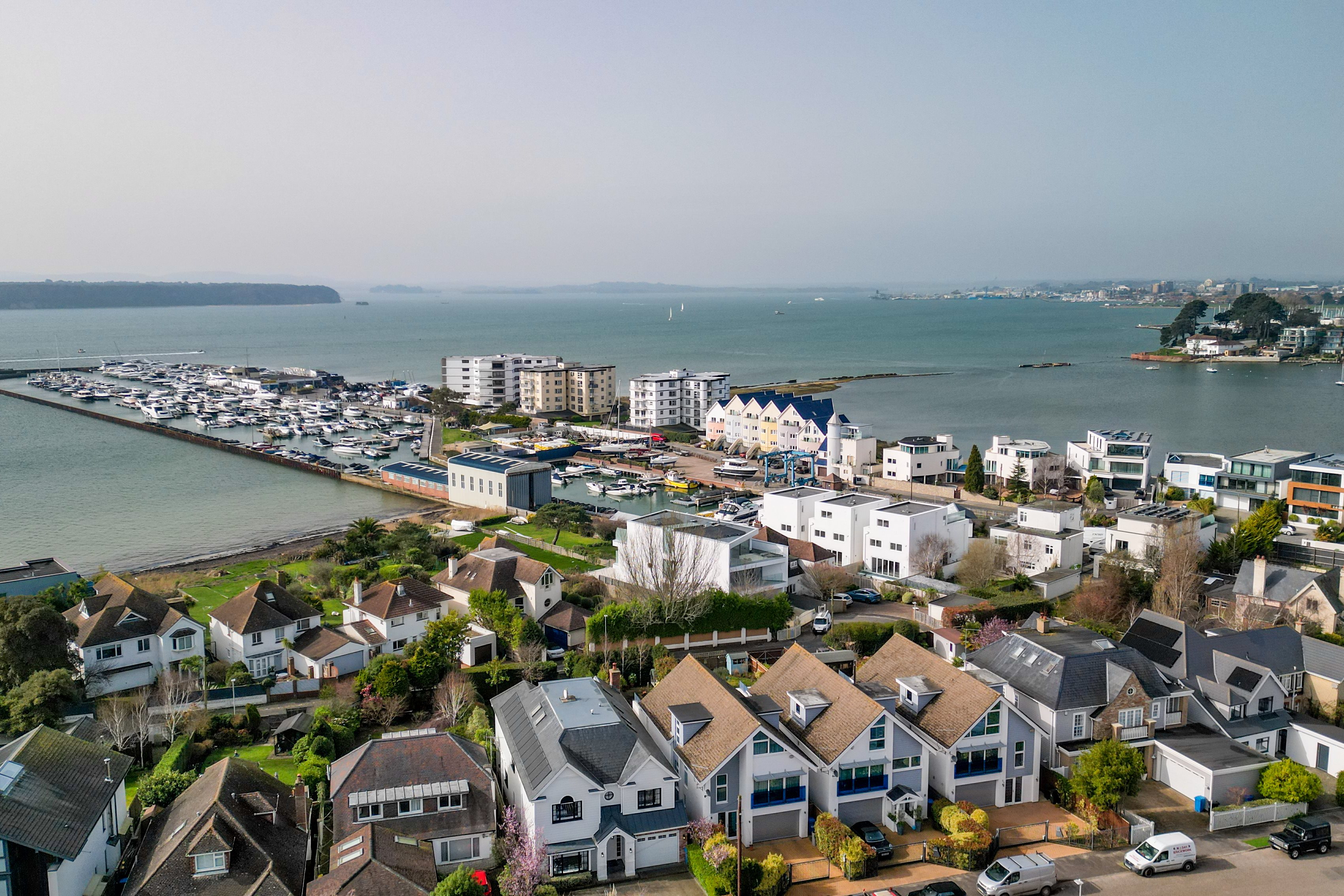 4 bed detached house to rent in Sandbanks Road, Lilliput, BH14  - Property Image 2