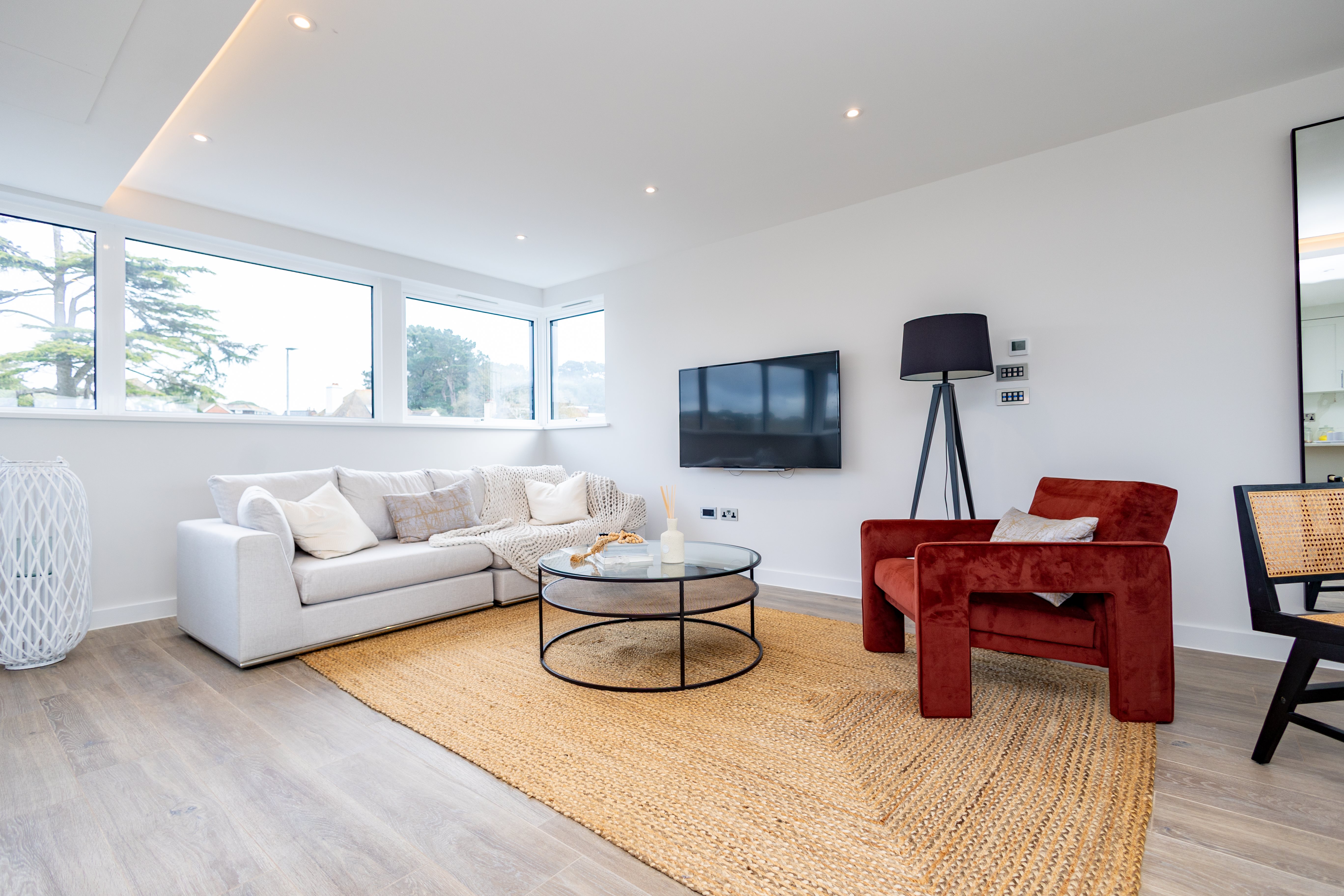 4 bed detached house to rent in Sandbanks Road, Lilliput, BH14 8