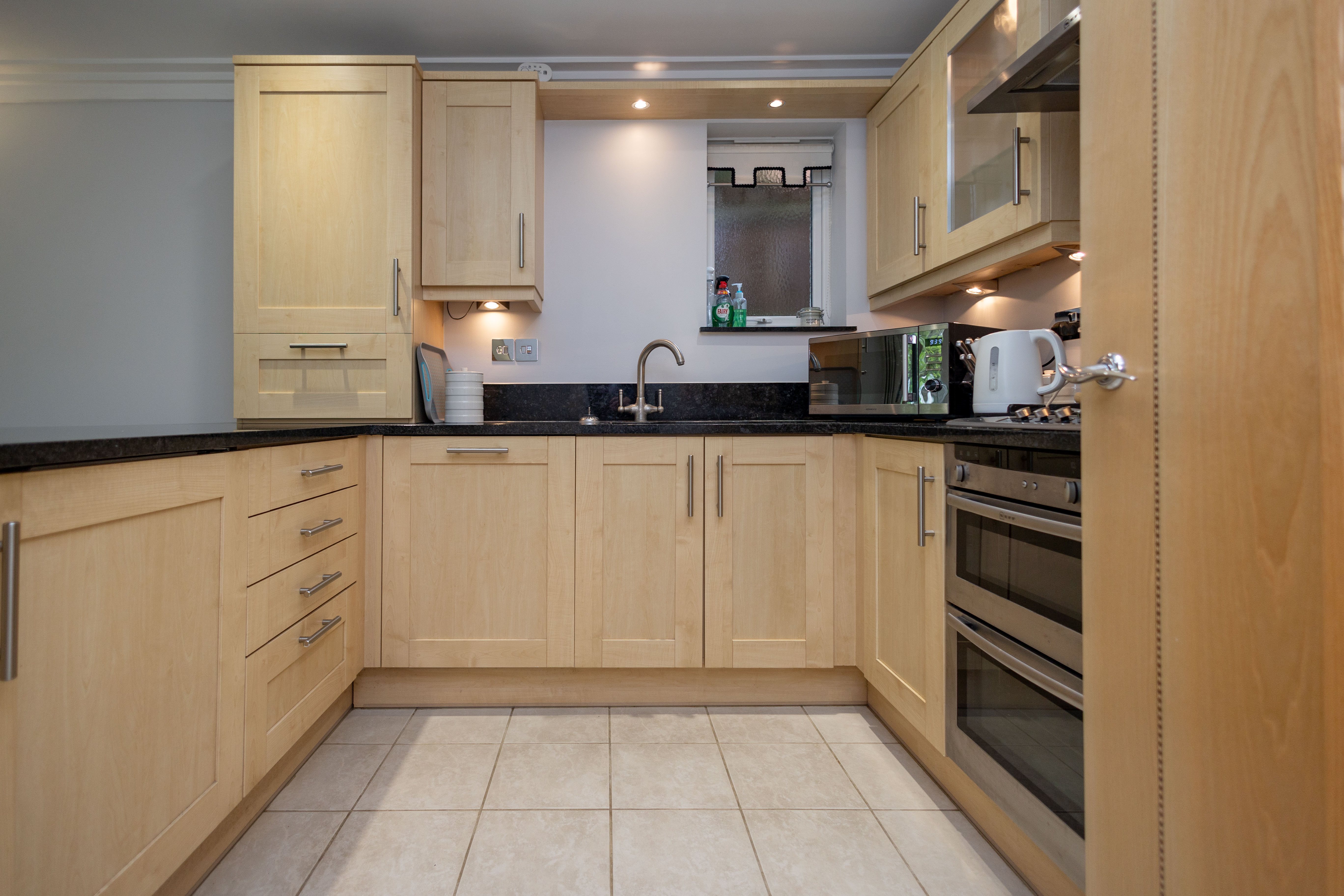 2 bed flat to rent in Spur Hill Avenue, Lower Parkstone , BH14  - Property Image 5