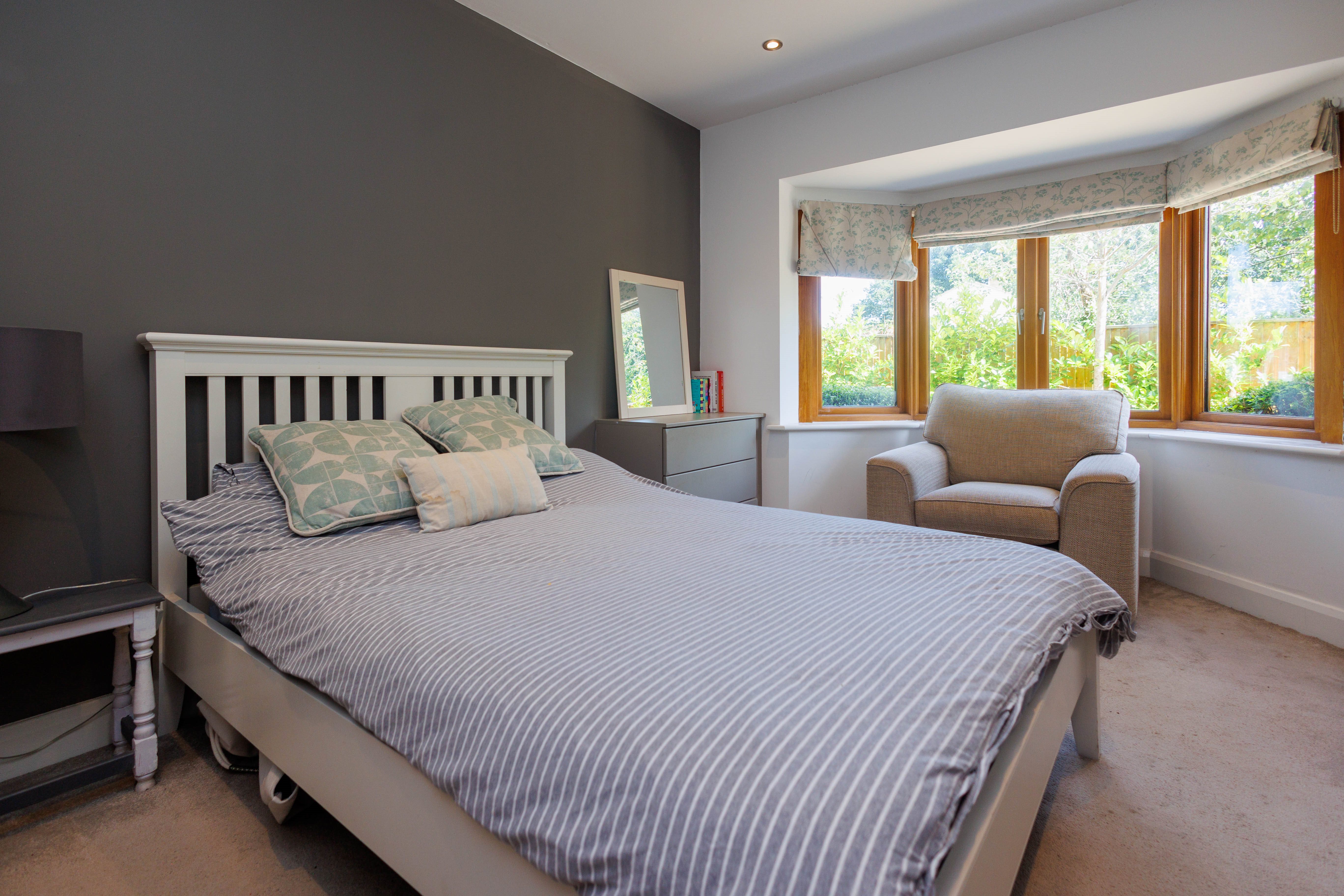 5 bed detached house to rent in Muscliffe Lane, Bournemouth, BH9 16