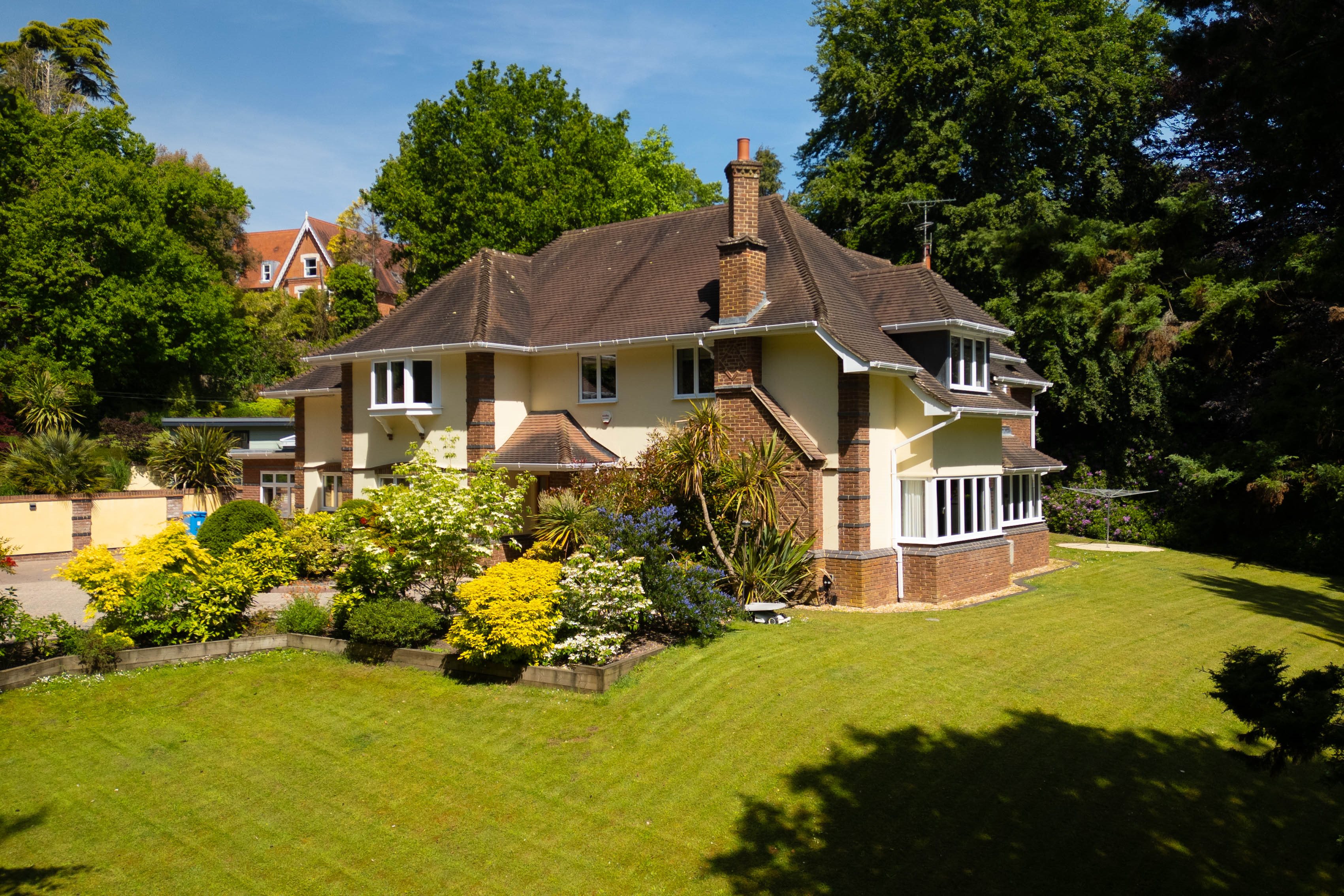 5 bed detached house to rent in Mornish Road, , BH13  - Property Image 1
