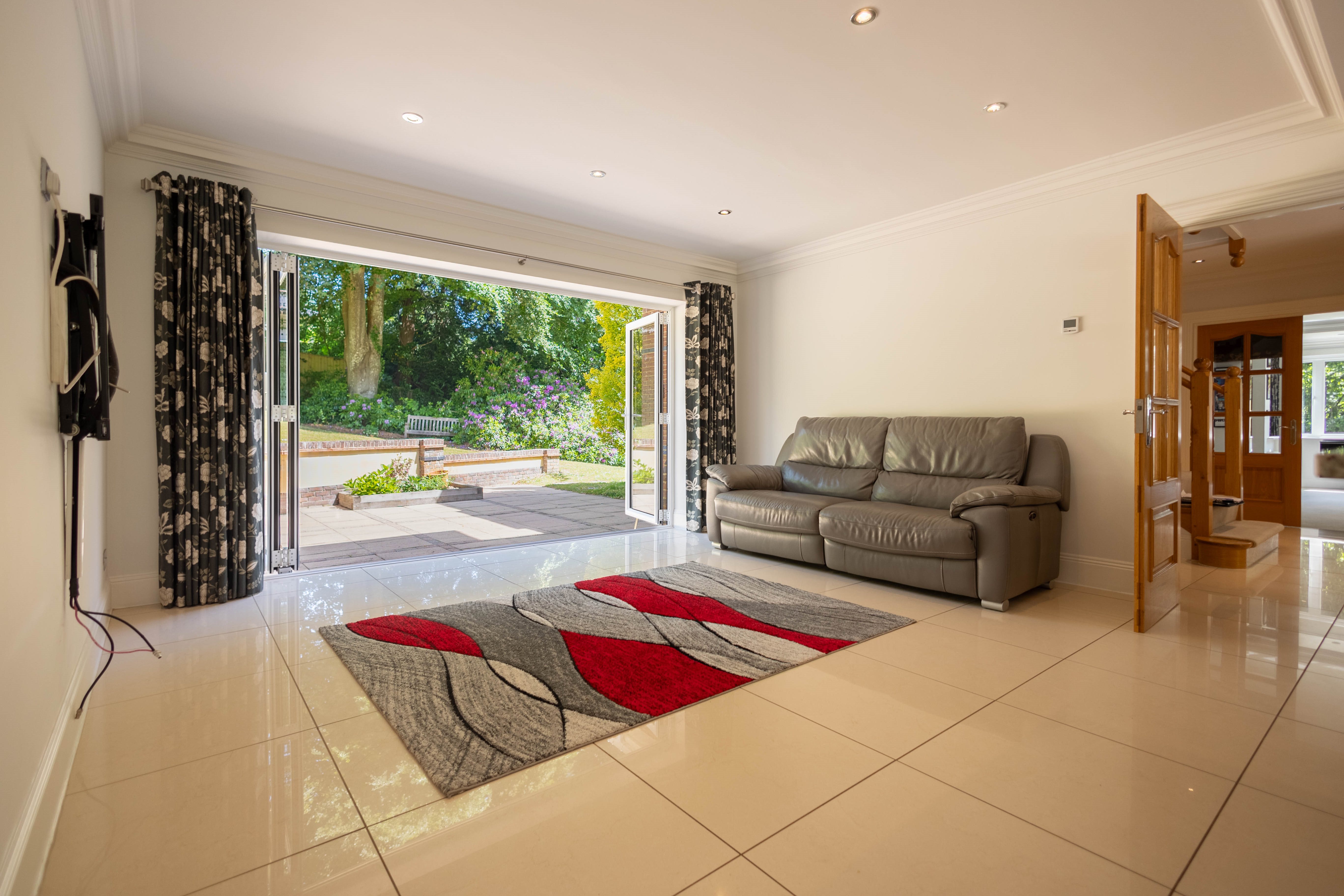 5 bed detached house to rent in Mornish Road, , BH13 7