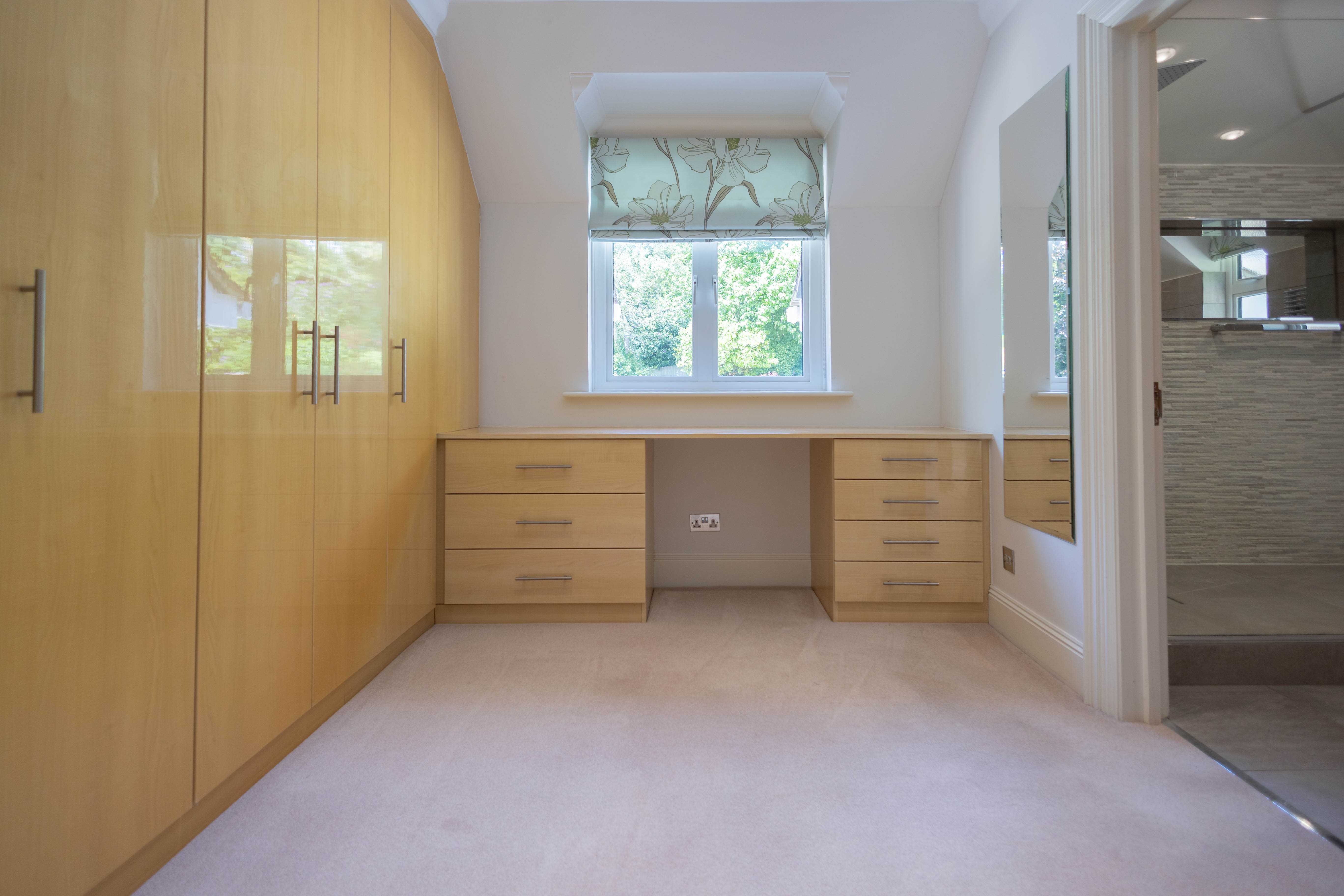 5 bed detached house to rent in Mornish Road, , BH13 27