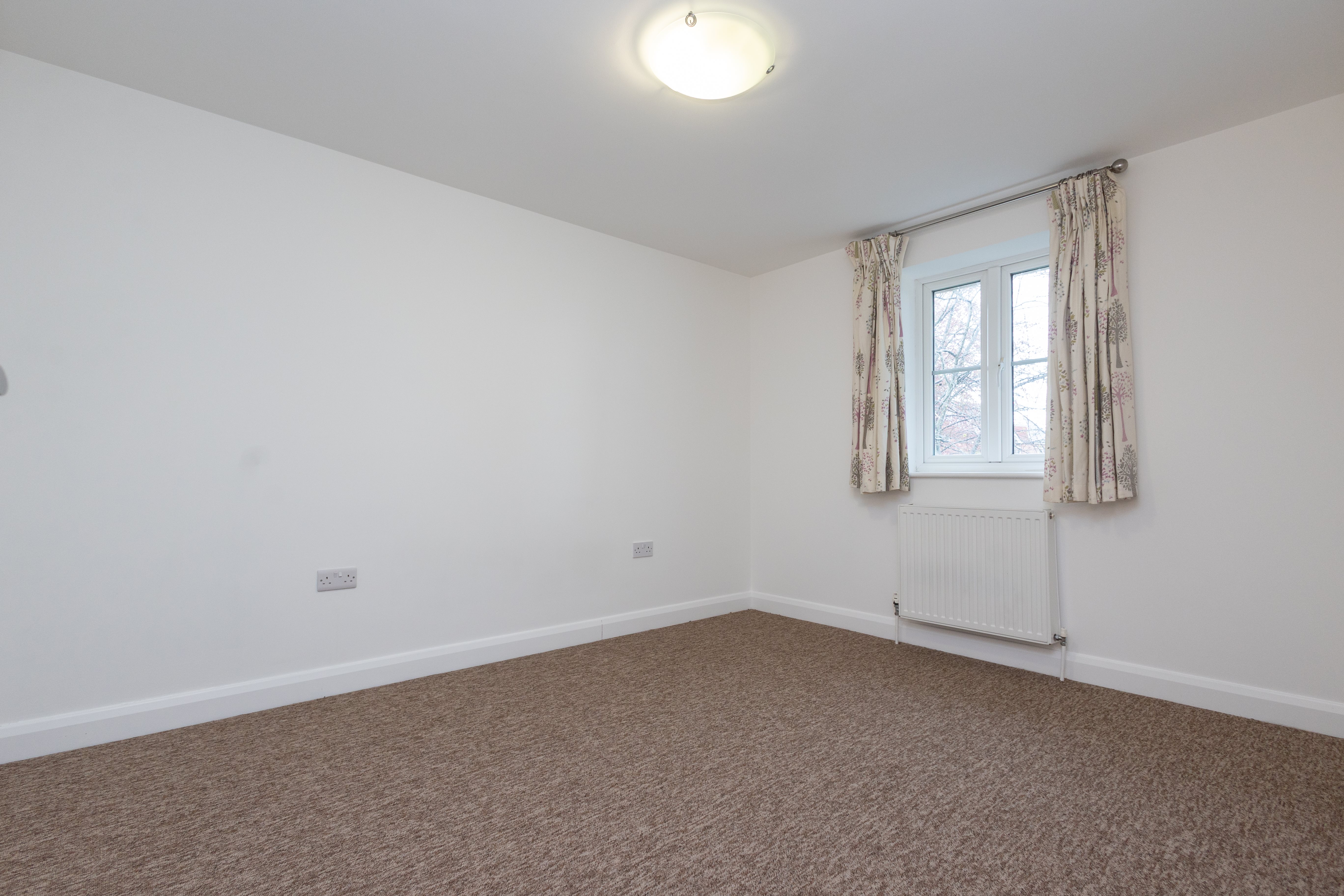 4 bed mews house to rent in Alexandra Mews, Langdon Road, BH14 7
