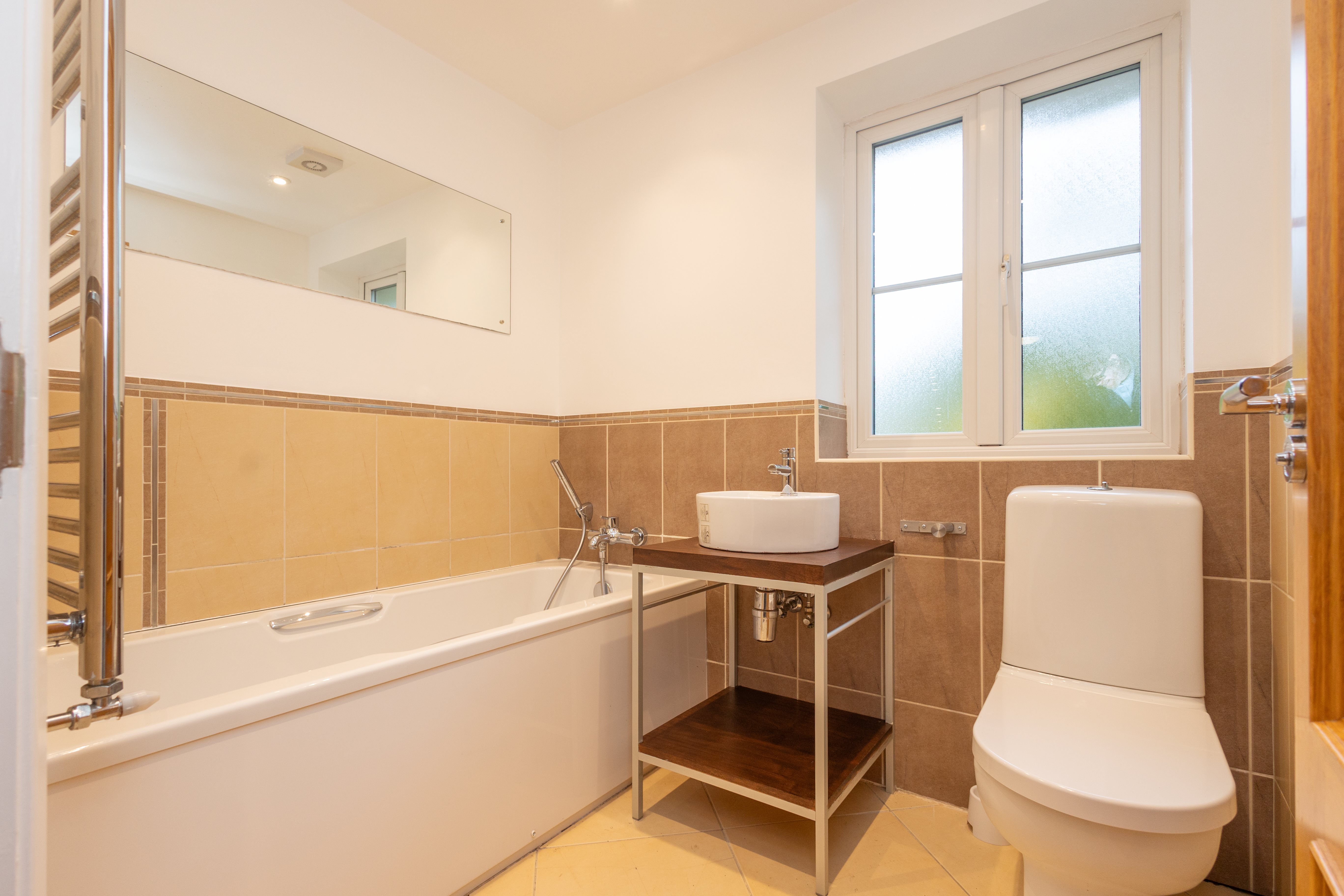 4 bed mews house to rent in Alexandra Mews, Langdon Road, BH14  - Property Image 11