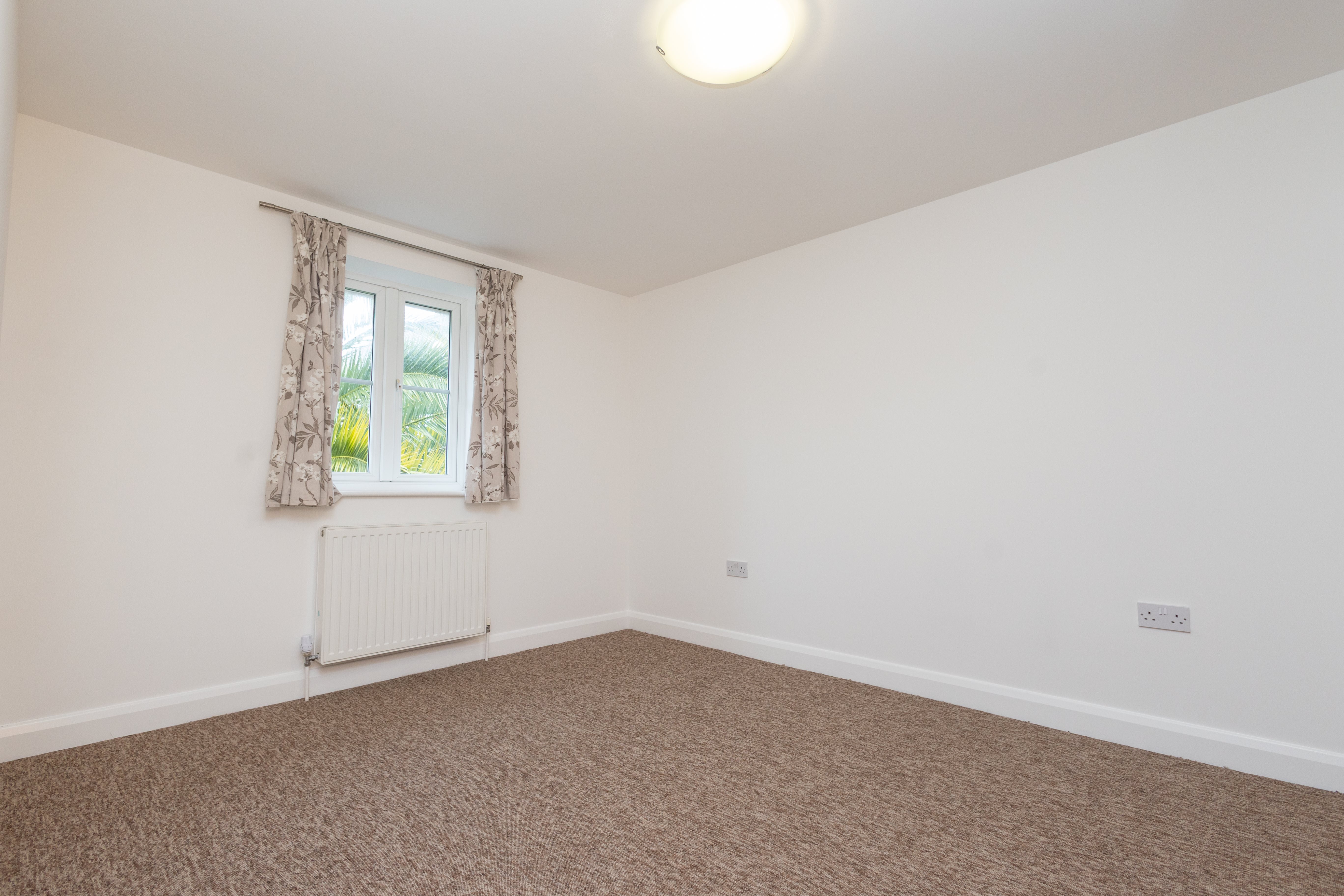 4 bed mews house to rent in Alexandra Mews, Langdon Road, BH14 8