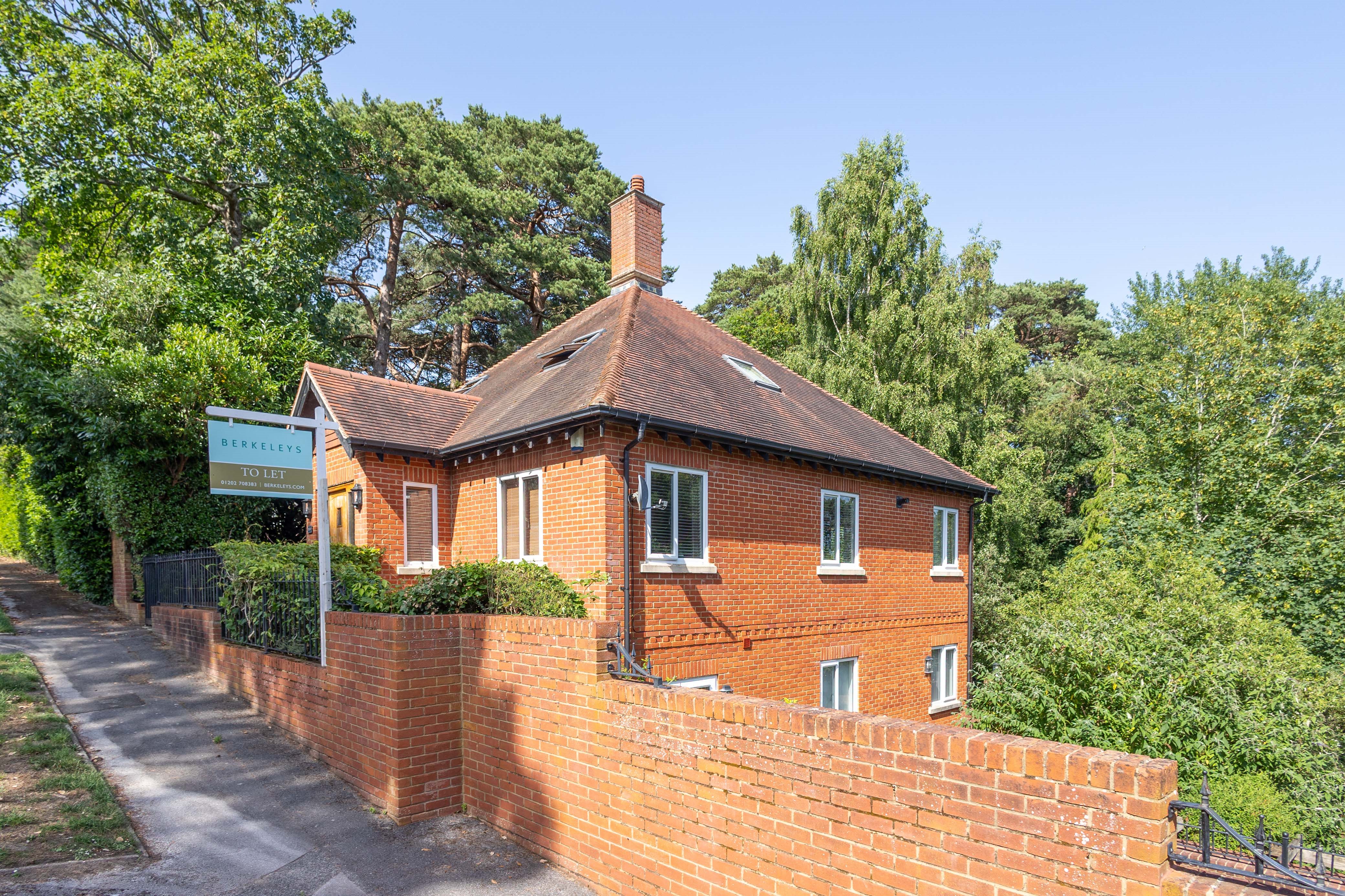 4 bed detached house to rent in Crichel Mount Road, Poole, BH14  - Property Image 24