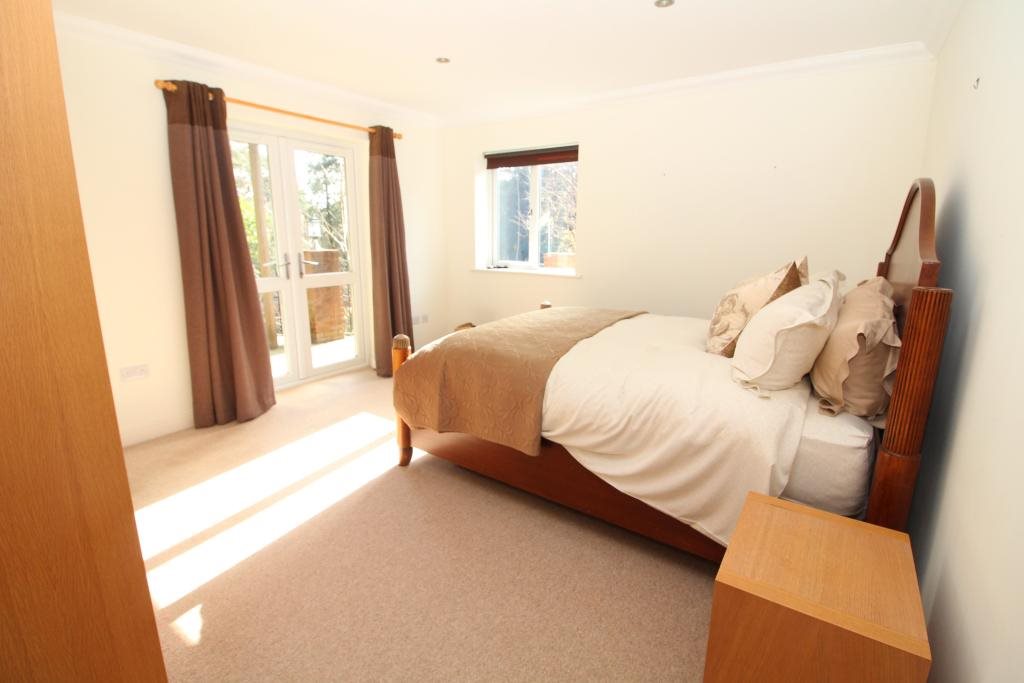 4 bed detached house to rent in Crichel Mount Road, Poole, BH14  - Property Image 6