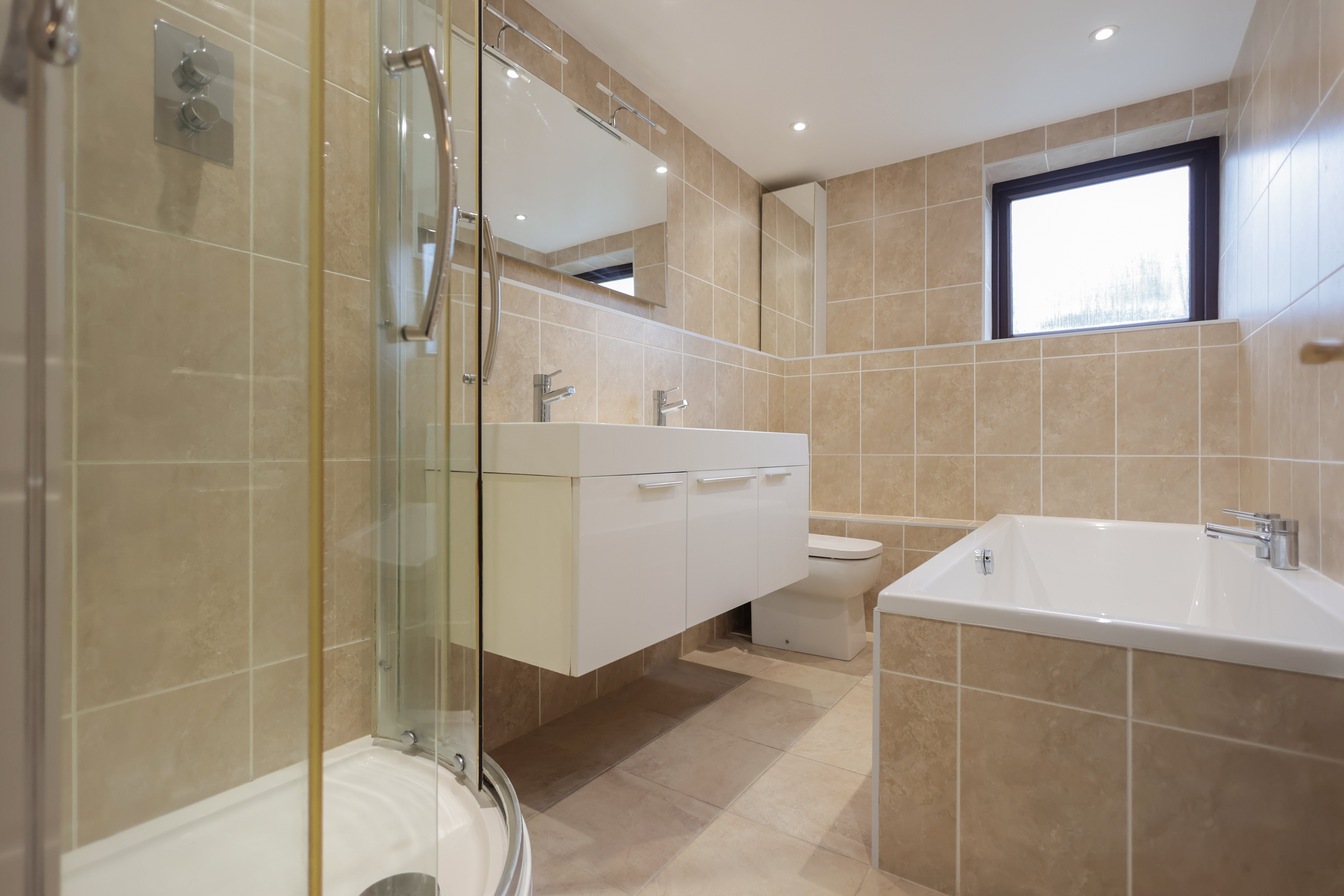 3 bed flat to rent in Western Road, Canford Cliffs, BH13  - Property Image 7