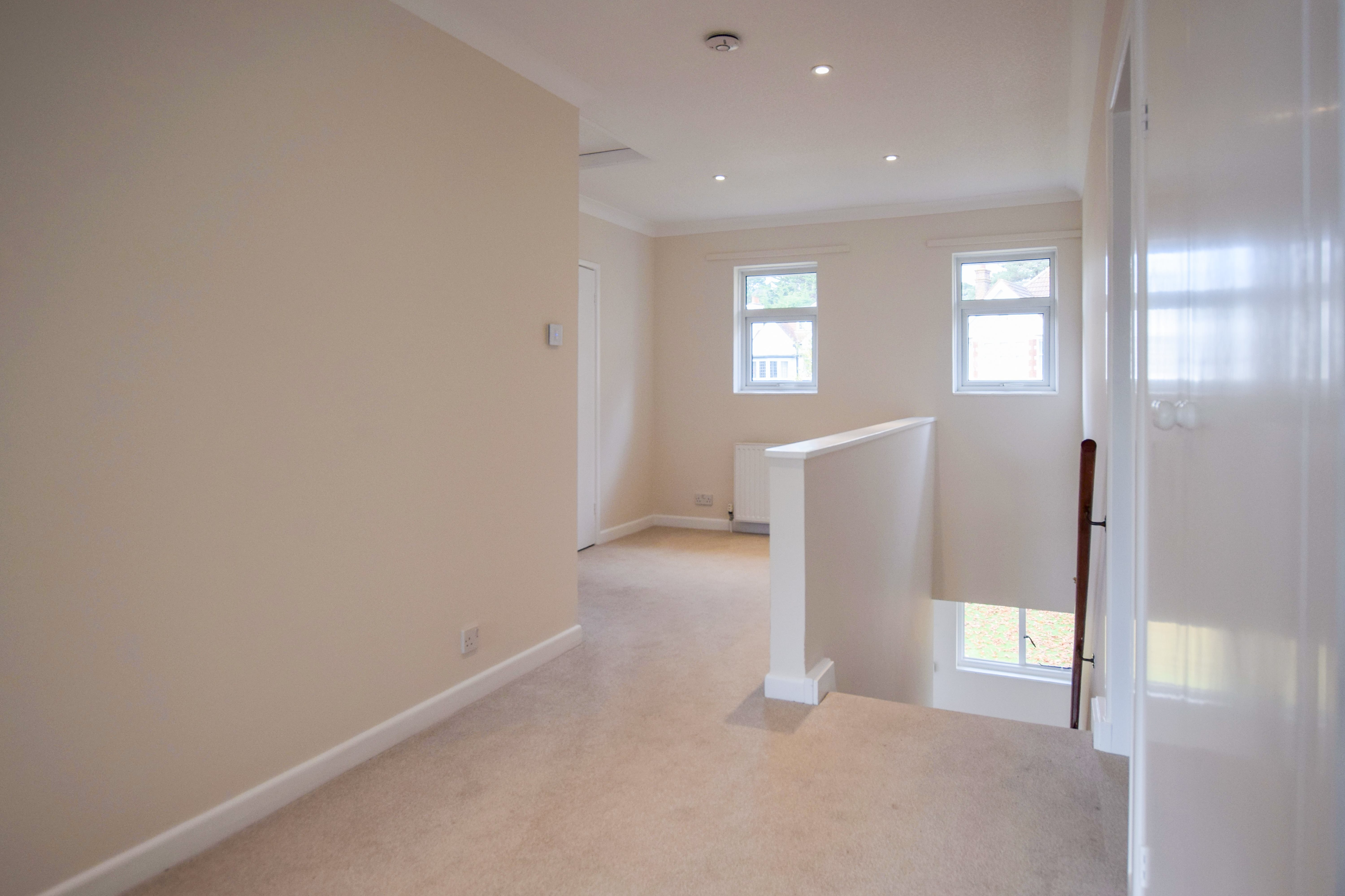 2 bed flat to rent in Flaghead Road, Canford Cliffs, BH13 5