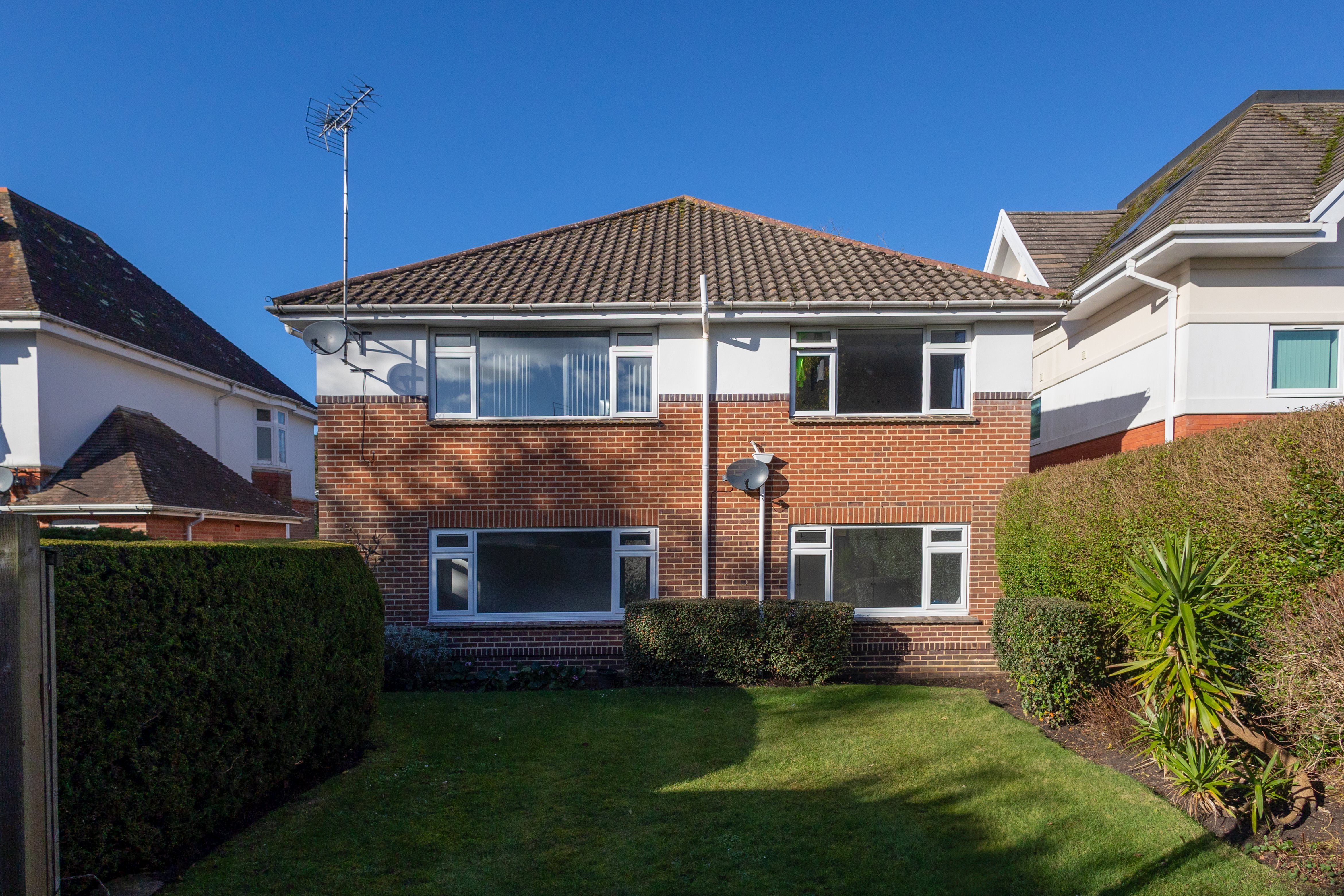 2 bed flat to rent in Flaghead Road, Canford Cliffs, BH13  - Property Image 7