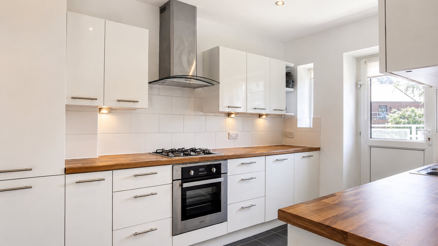 2 bed flat to rent in Chaddesley Glen, Sandbanks, BH13 1