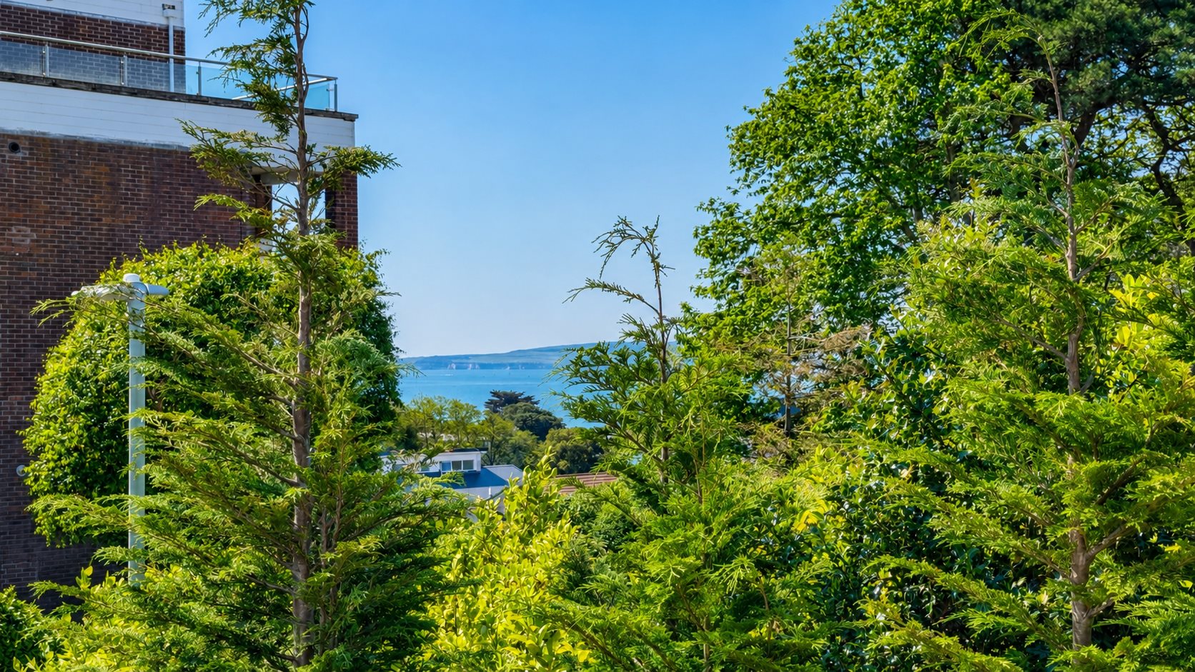 2 bed flat to rent in Chaddesley Glen, Sandbanks, BH13 6