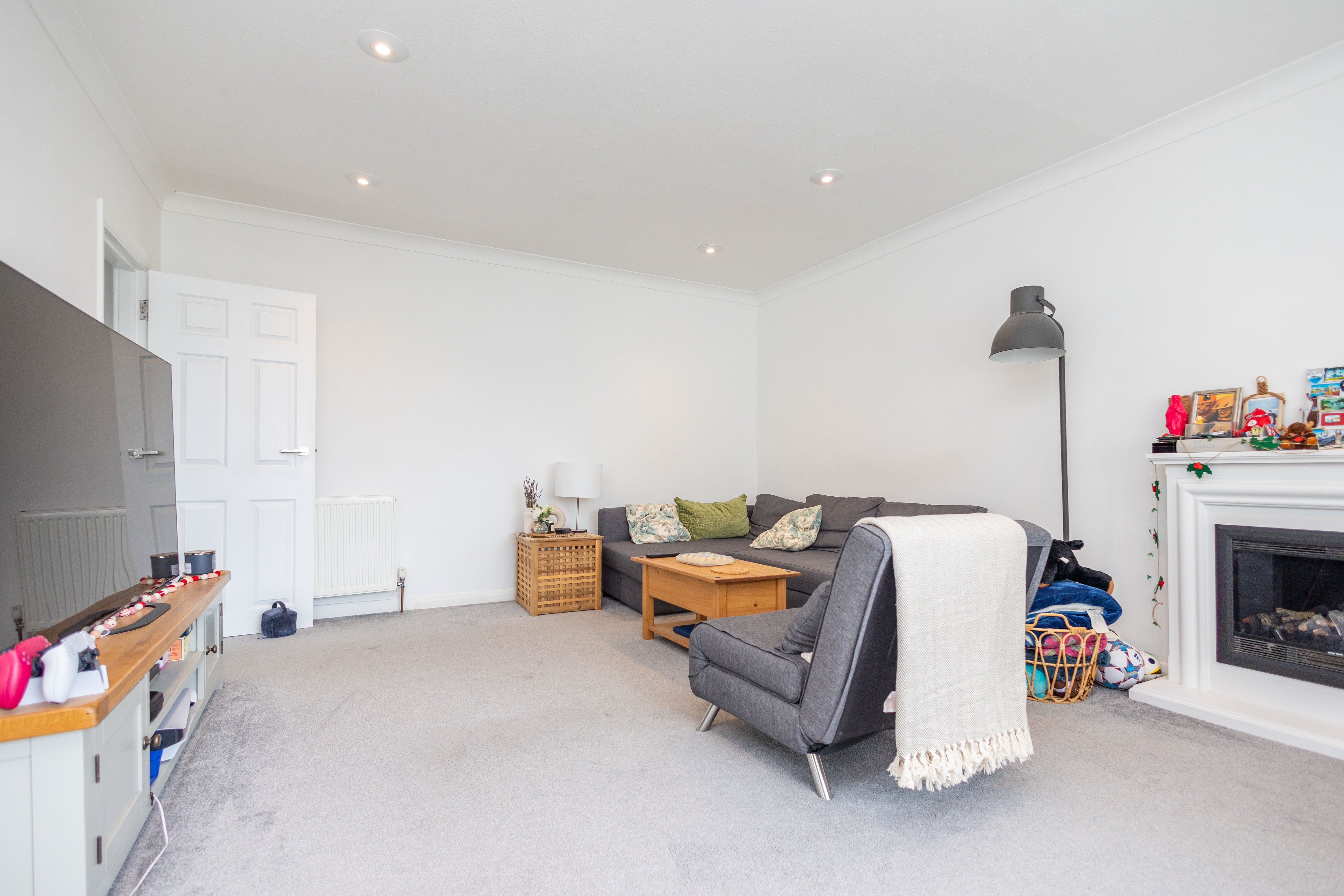 1 bed flat to rent in The Avenue, Branksome Park, BH13 4