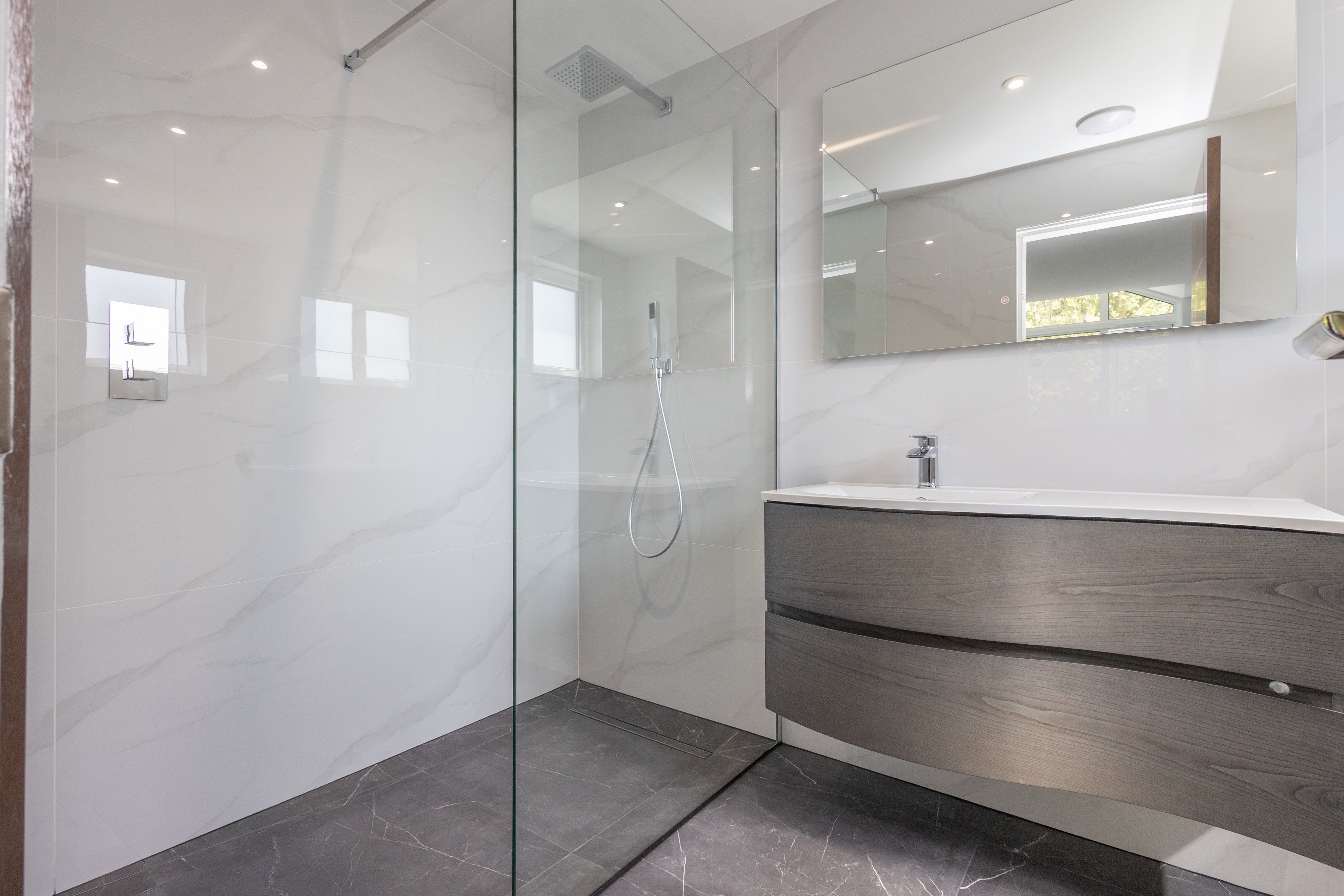 4 bed detached house to rent in Vega, 21 Alton Road, BH14 17