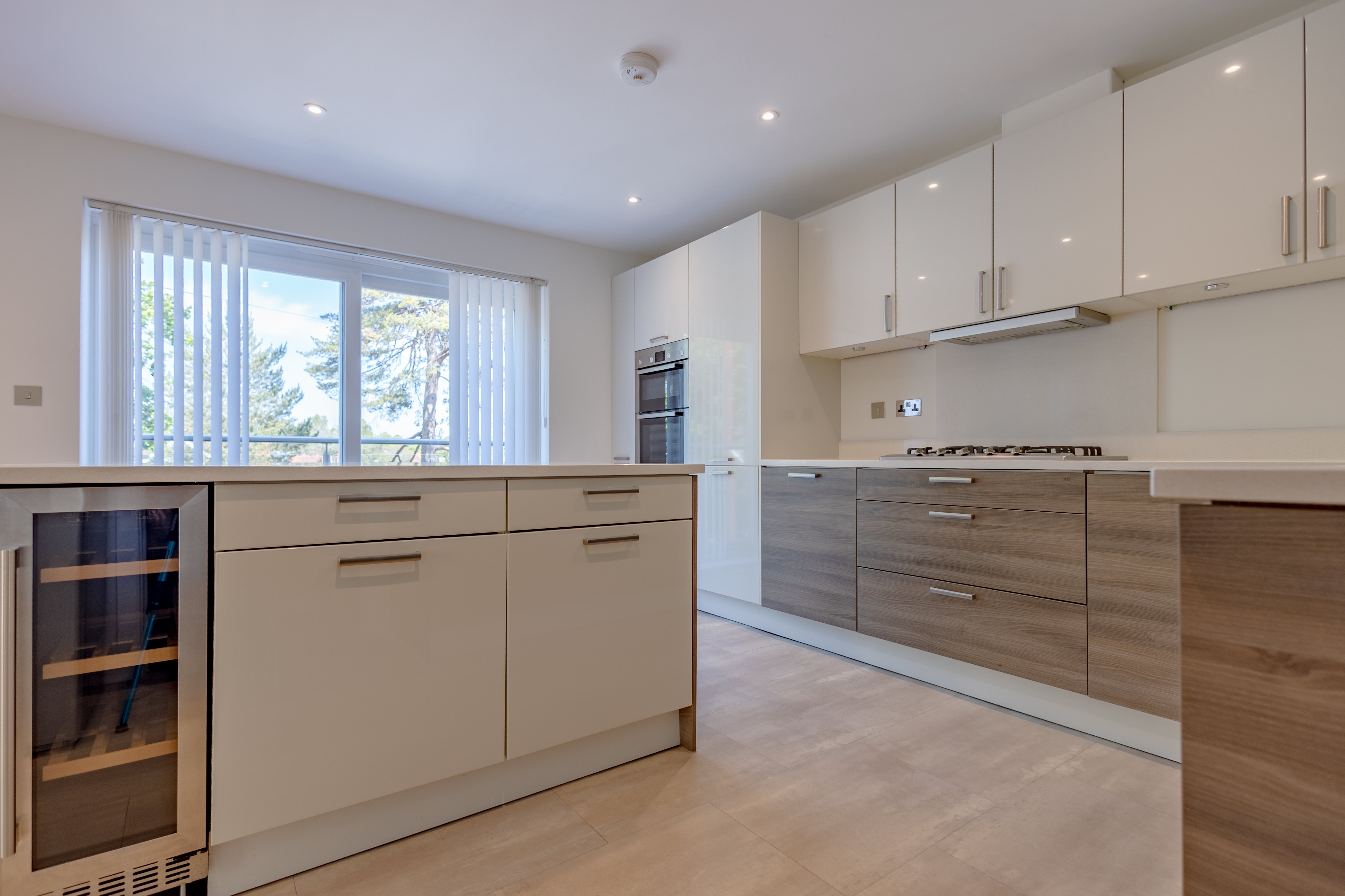 5 bed town house to rent in Birchwood Road, Lower Parkstone, BH14 3