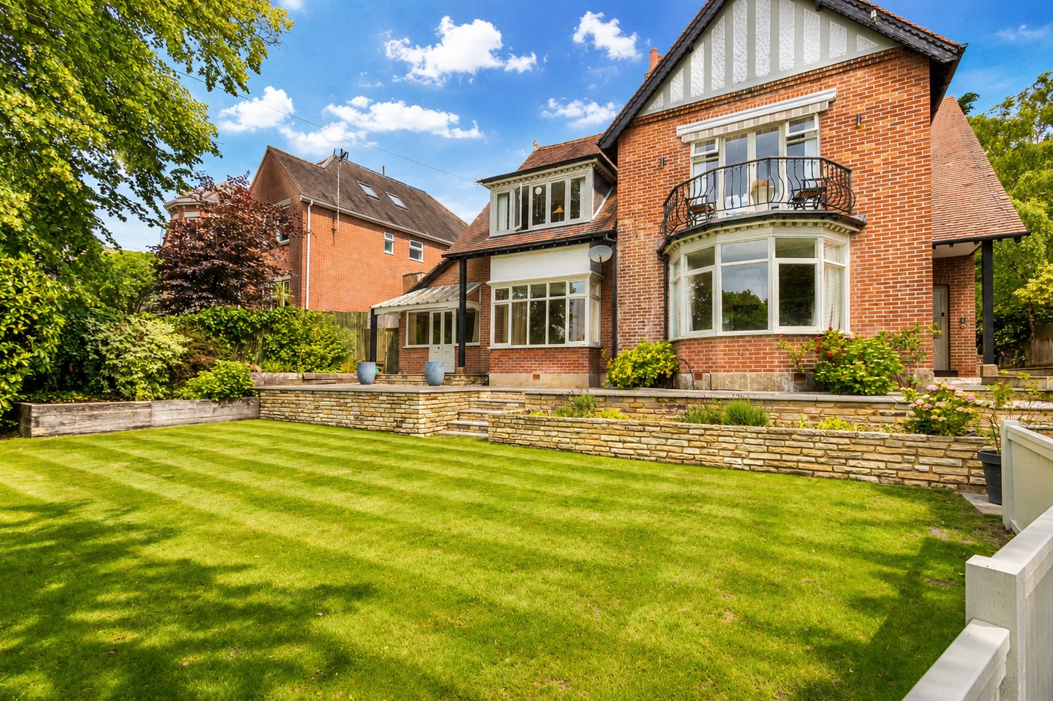 4 bed flat to rent in Glengariff Road, Lower Parkstone, BH14  - Property Image 2