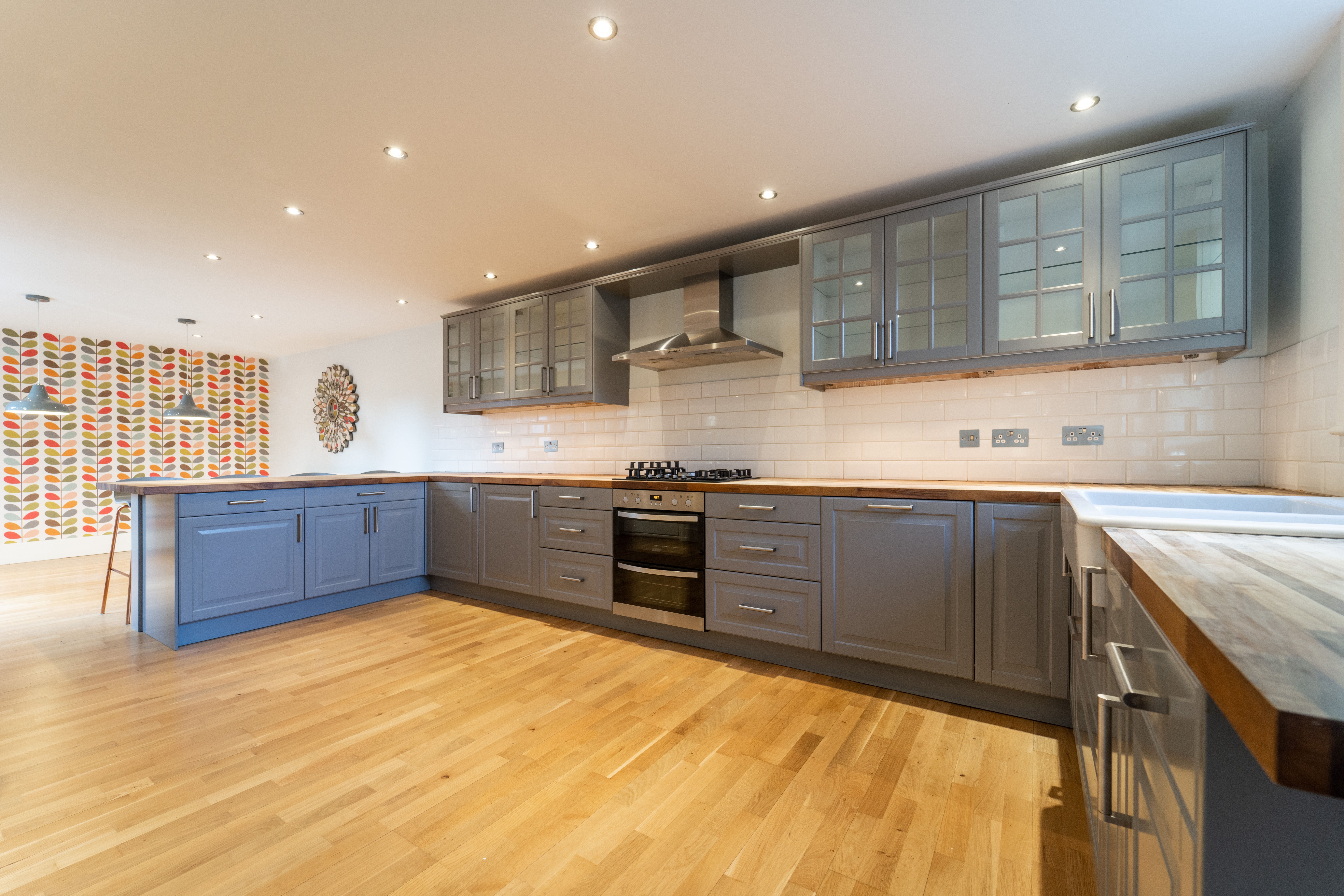 4 bed flat to rent in Glengariff Road, Lower Parkstone, BH14 2