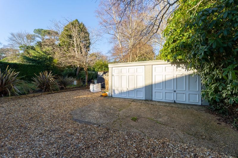 4 bed flat to rent in Glengariff Road, Lower Parkstone, BH14  - Property Image 16