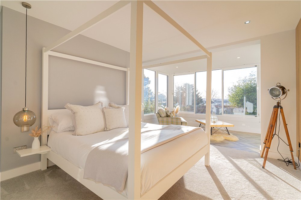 4 bed ground floor flat for sale in Chaddesley Glen, Canford Cliffs, BH13  - Property Image 13