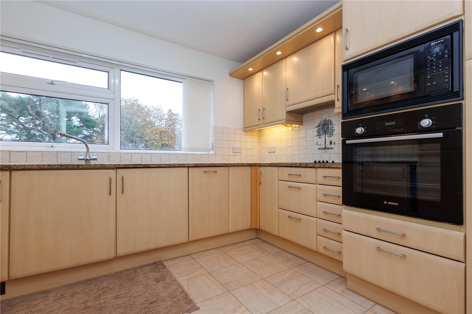 3 bed apartment for sale in The Avenue, Branksome Park, BH13  - Property Image 6
