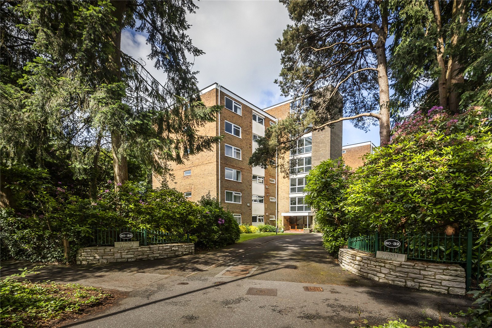 3 bed apartment for sale in The Avenue, Branksome Park, BH13 15