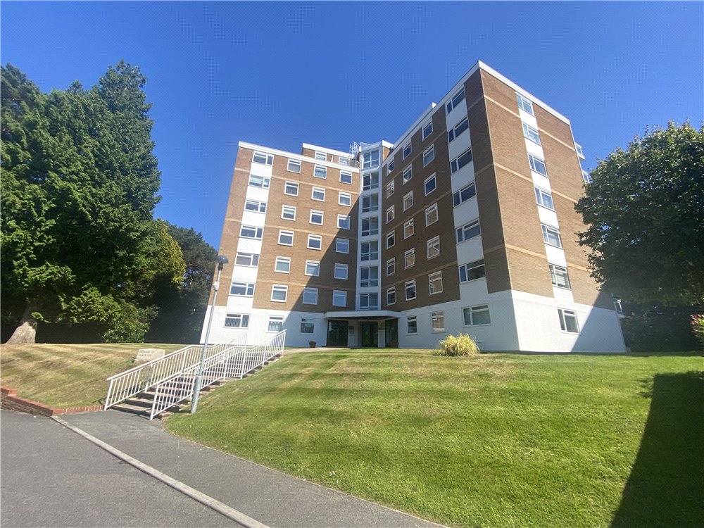 2 bed ground floor flat for sale in Western Road, Canford Cliffs, BH13 2