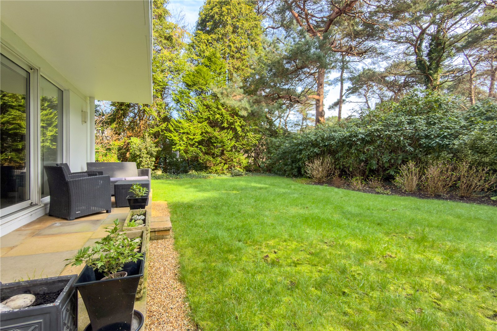 2 bed ground floor flat for sale in Western Road, Canford Cliffs, BH13  - Property Image 22