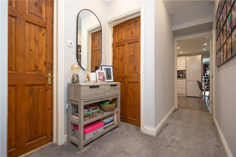 2 bed ground floor flat for sale in Pottery Road, Whitecliff, BH14  - Property Image 9