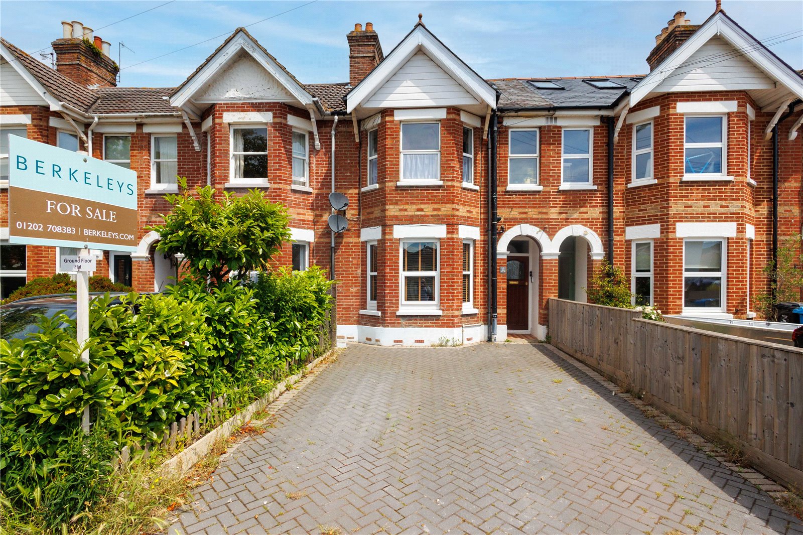 2 bed ground floor flat for sale in Pottery Road, Whitecliff, BH14  - Property Image 1