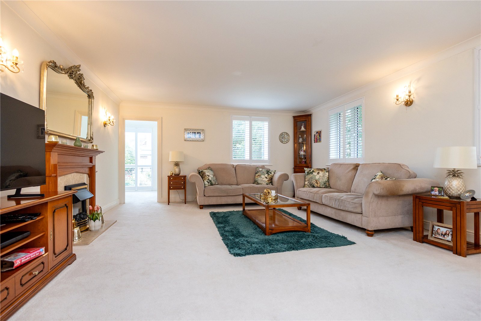 2 bed ground floor flat for sale in Haven Road, Canford Cliffs, BH13  - Property Image 2