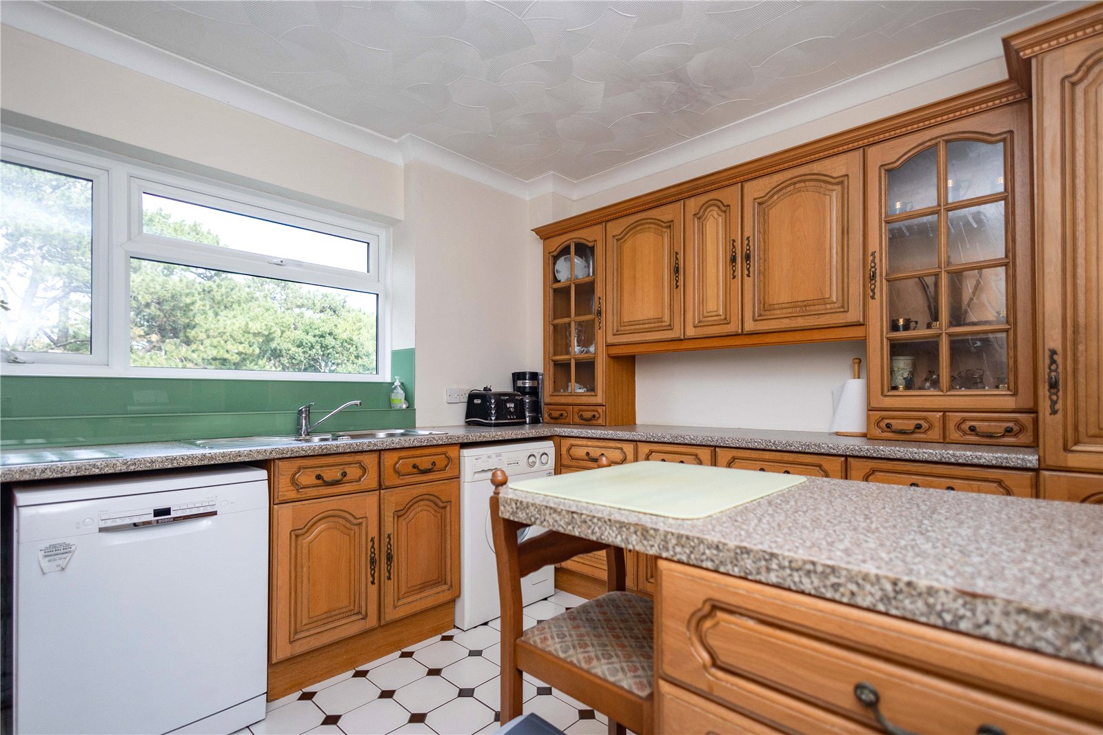 3 bed apartment for sale in Western Road, Branksome Park, BH13  - Property Image 12