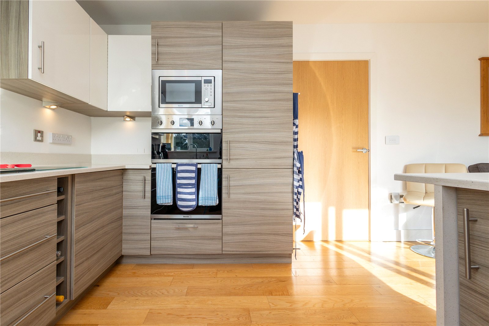 2 bed penthouse for sale in Western Road, Canford Cliffs, BH13  - Property Image 13