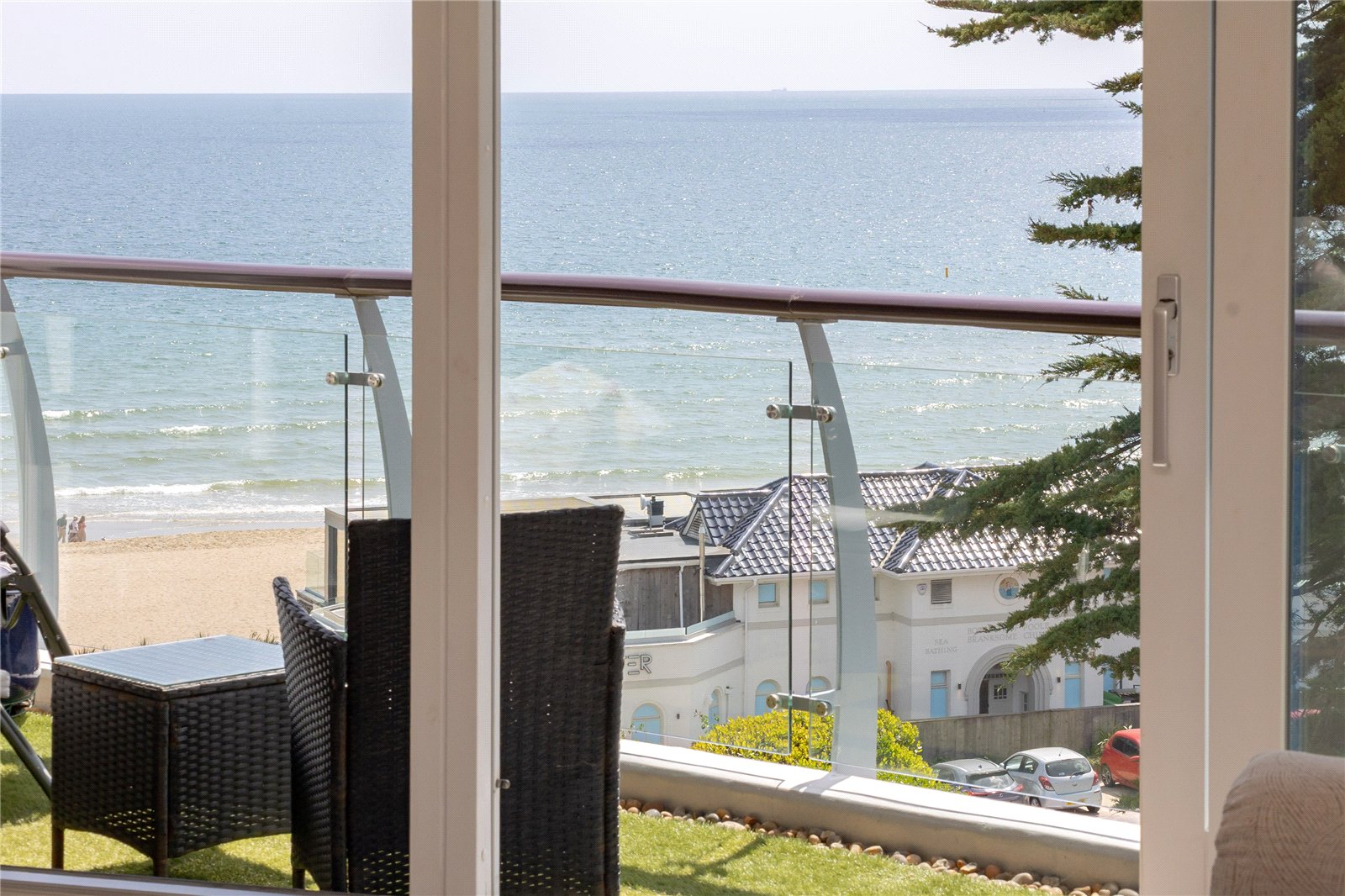 3 bed apartment for sale in Westminster Road, Branksome Chine, BH13  - Property Image 6